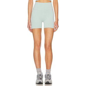 WellBeing + BeingWell StretchWell Valle 4 Inch Bike Short Gray Mist
